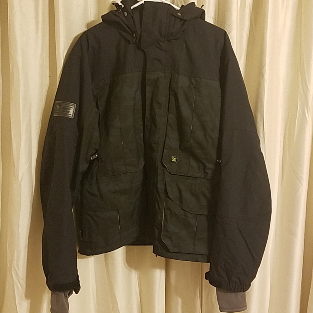 Snowboarding jacket